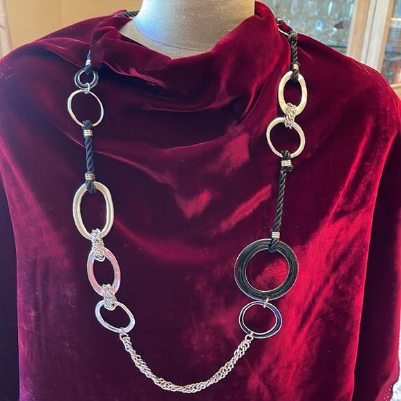 Vintage Jewelry - 🌺 VINTAGE; New York Chic Belt/Necklace in Black/Silver-tone w/Black Rope Decor!